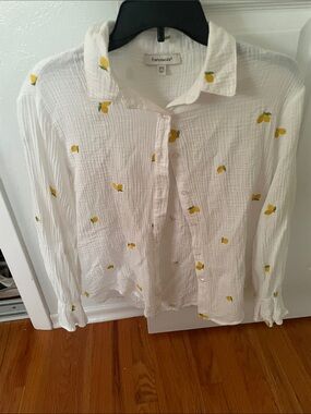 Francesca's Collections White Button-Down Shirt with Yellow Lemon Embroidery